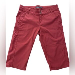 PRANA women’s size 6 tech fabric capris 🍂